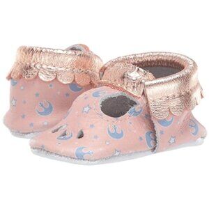 NWOT FRESHLY PICKED Star Wars Pink/Silver glitter Toddler Girl Moccasins Size 6